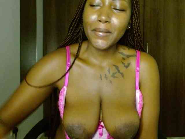 Prety-chocolatte webcam