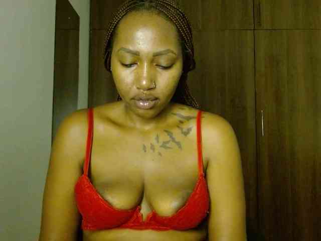 Prety-chocolatte webcam