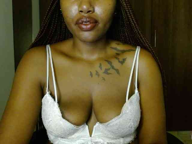 Prety-chocolatte webcam