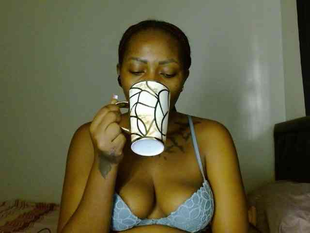 Prety-chocolatte webcam