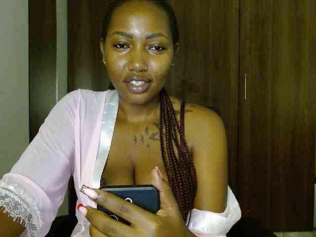 Prety-chocolatte webcam