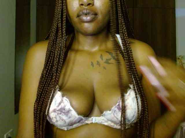 Prety-chocolatte webcam