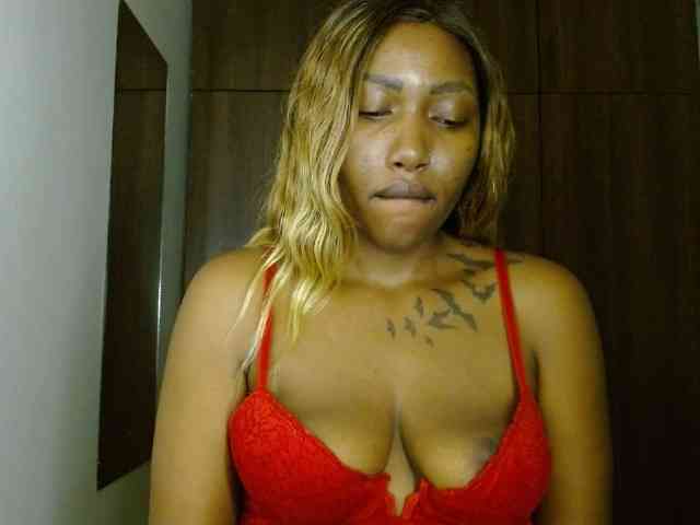 Prety-chocolatte webcam