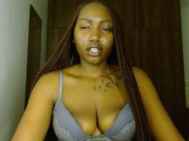 Prety-chocolatte webcam