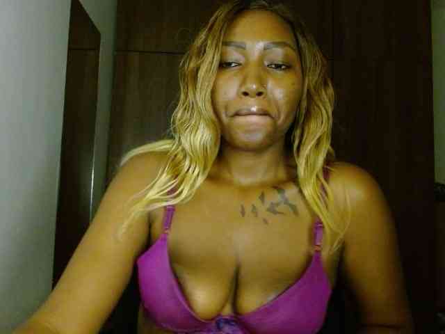 Prety-chocolatte webcam