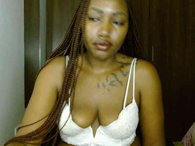 Prety-chocolatte webcam