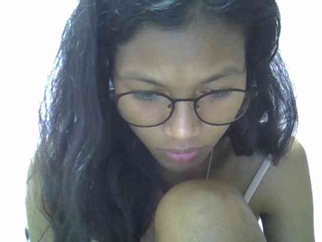 Yalane Live Webcam on BongaCams