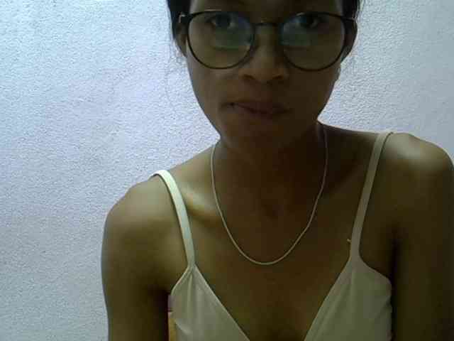 Yalane Live Webcam on BongaCams