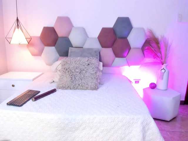 HannaWellss's BongaCams show and profile