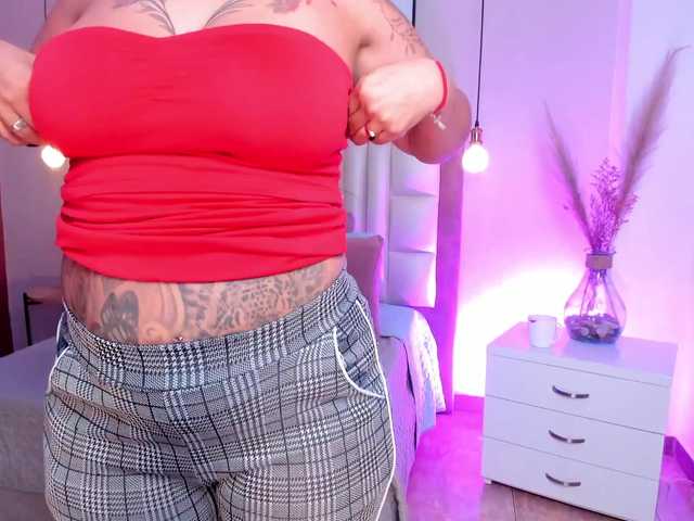 HannaWellss's BongaCams show and profile