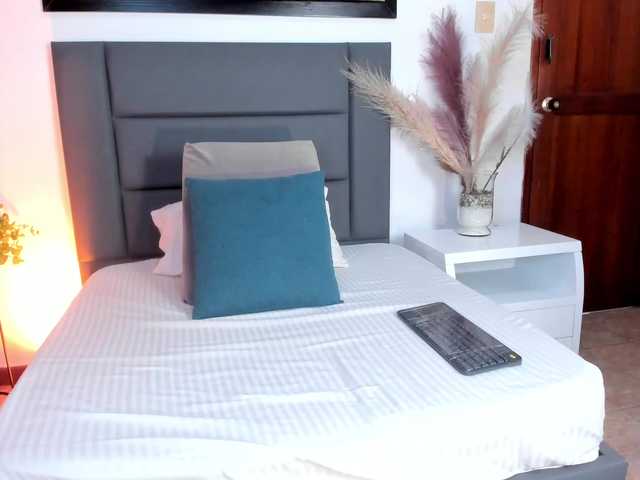 HannaWellss's BongaCams show and profile