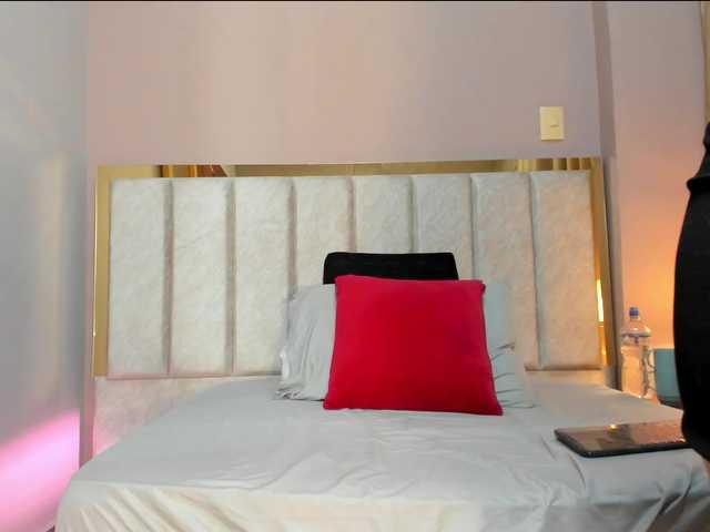 HannaWellss Live Cam on BongaCams