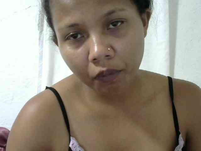 Anelah Live Webcam on BongaCams