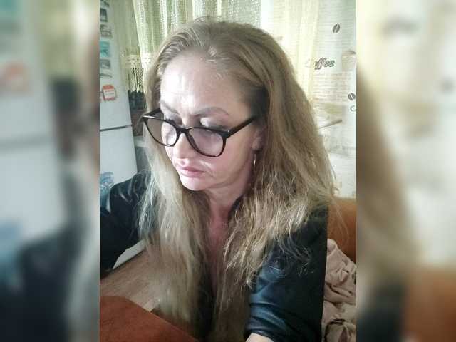 Nadina-1 – webcam model profile photo