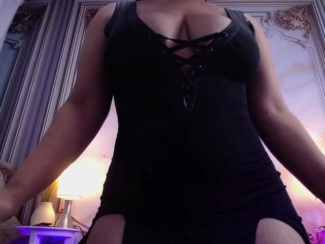 SammyBoobiex's BongaCams show and profile