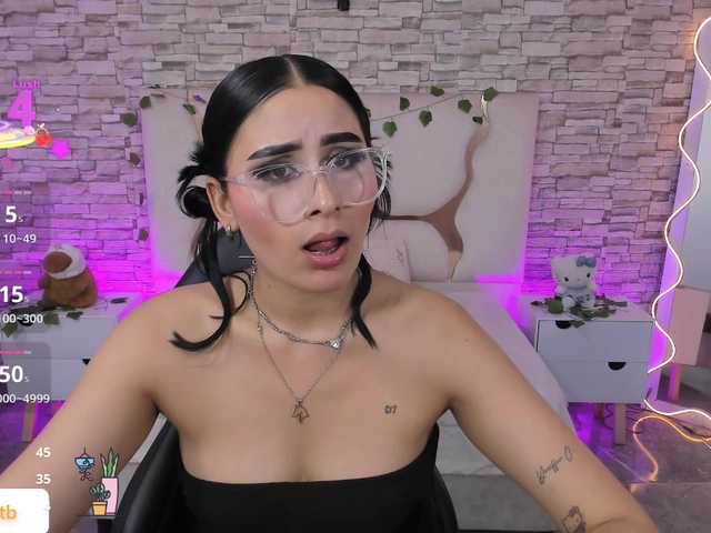 CASSE-TAY's BongaCams show and profile