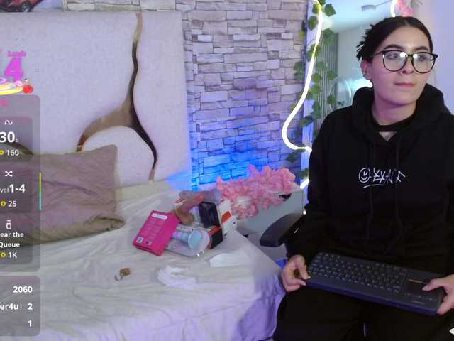 CASSE-TAY's BongaCams show and profile