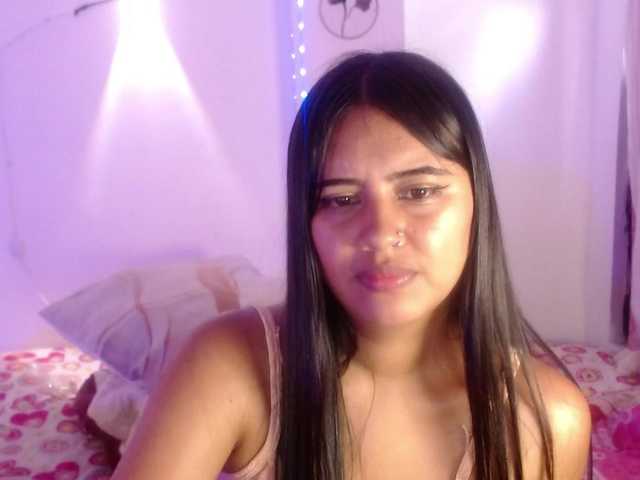 mar-18's BongaCams show and profile