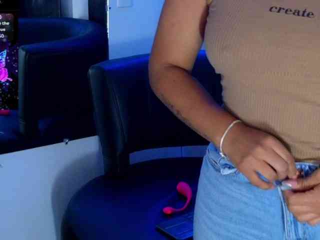 Briana-giil Briana-giil