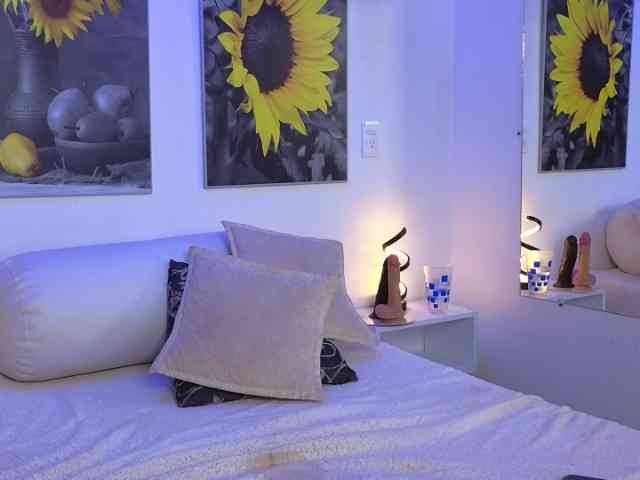 Briana-giil Briana-giil