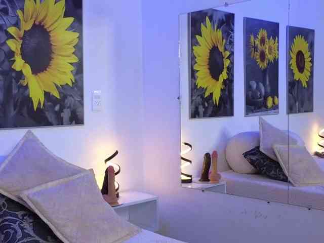 Briana-giil Briana-giil