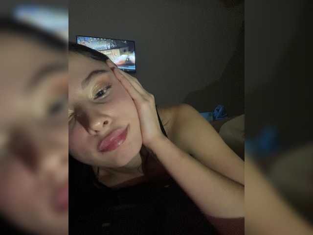 Milamia – webcam model profile photo