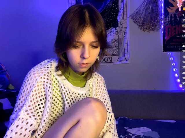 JustinaFoor's BongaCams show and profile