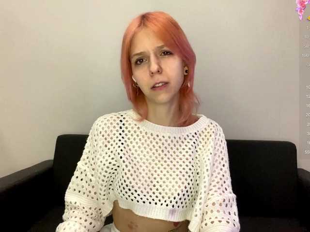 JustinaFoor's BongaCams show and profile