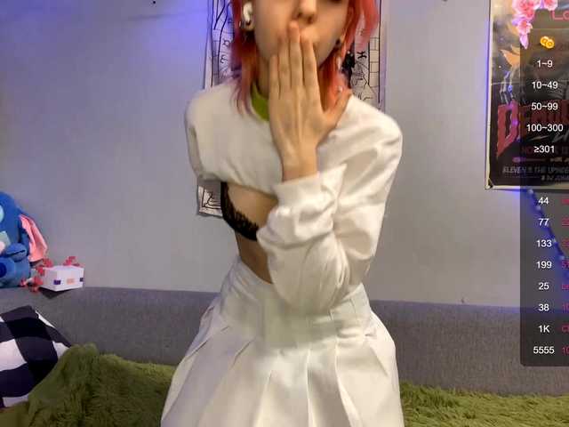 JustinaFoor's BongaCams show and profile