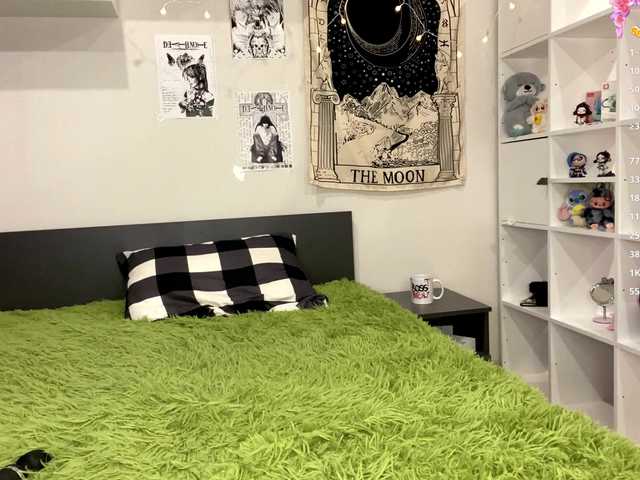 JustinaFoor's BongaCams show and profile