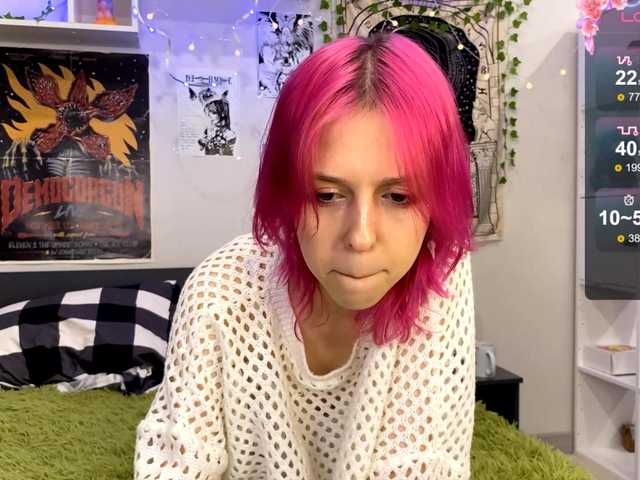 JustinaFoor's BongaCams show and profile