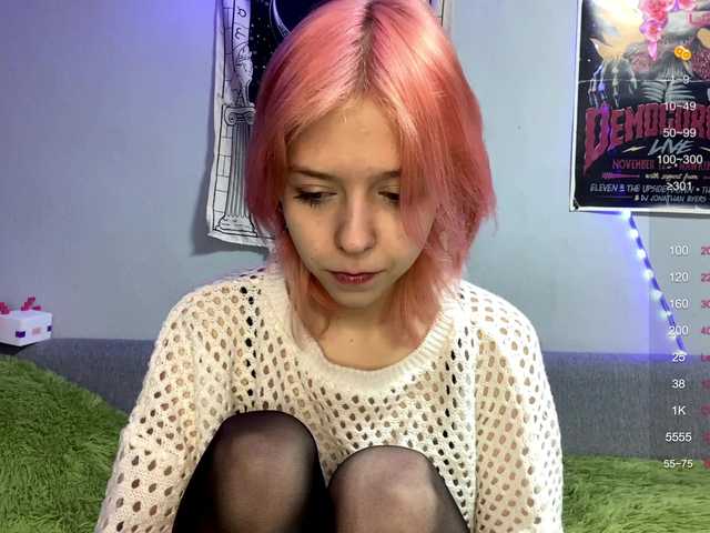 JustinaFoor's BongaCams show and profile