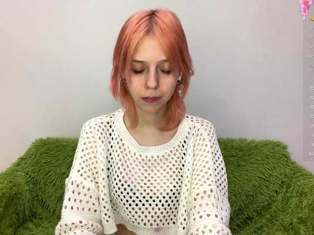 JustinaFoor's BongaCams show and profile