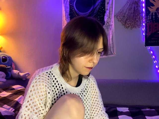  JustinaFoor chat room