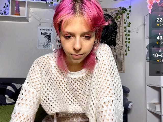 JustinaFoor's BongaCams show and profile