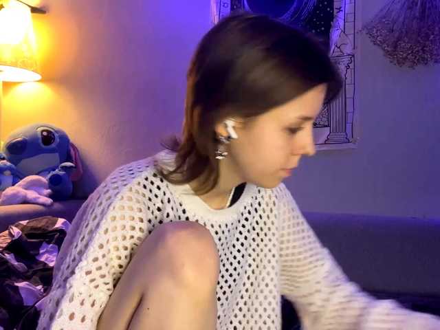  JustinaFoor chat room