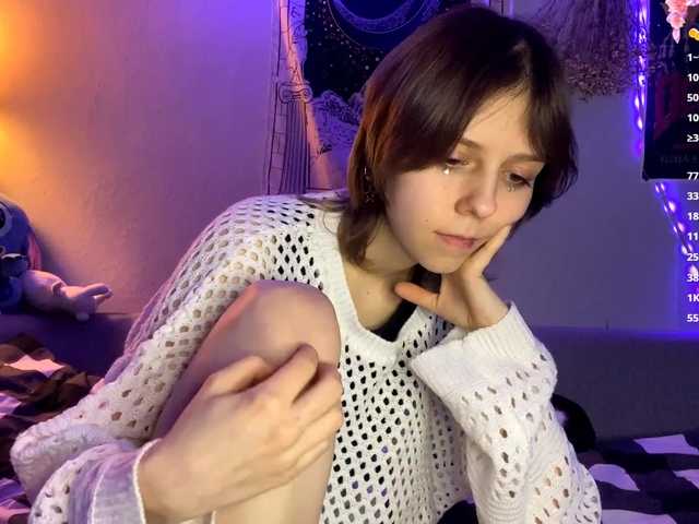  JustinaFoor chat room