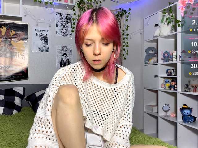 JustinaFoor's BongaCams show and profile