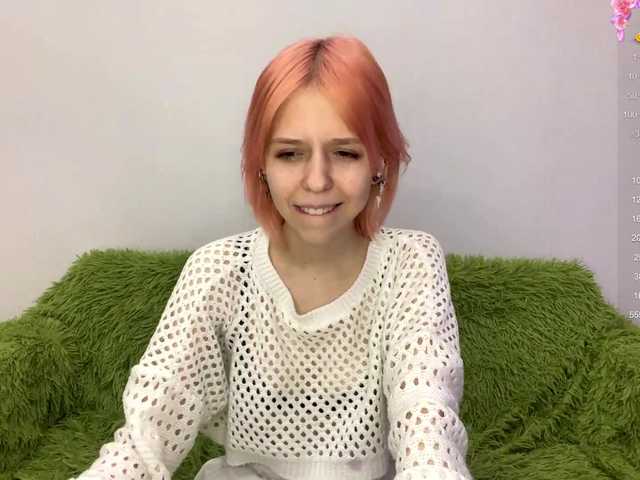 JustinaFoor – webcam model profile photo