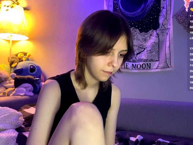  JustinaFoor chat room