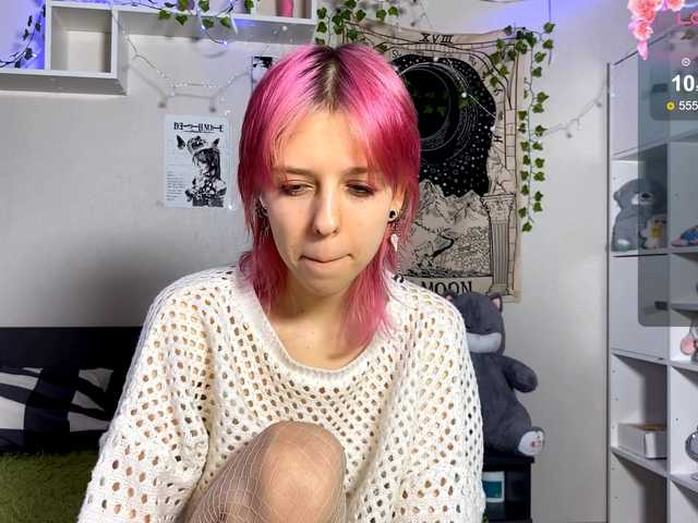 JustinaFoor's BongaCams show and profile