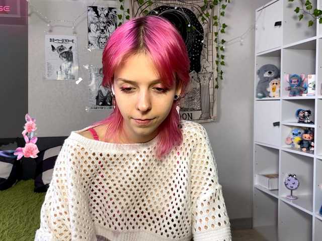 JustinaFoor's BongaCams show and profile