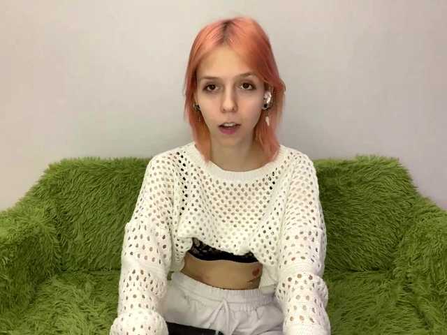 JustinaFoor – webcam model profile photo