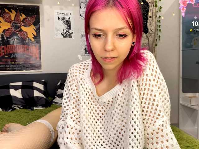 JustinaFoor's BongaCams show and profile