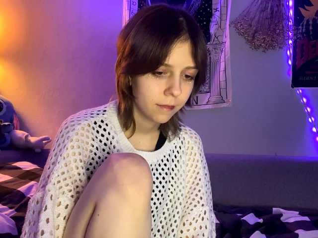  JustinaFoor chat room