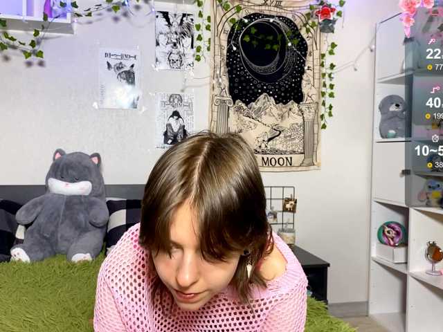 JustinaFoor's BongaCams show and profile