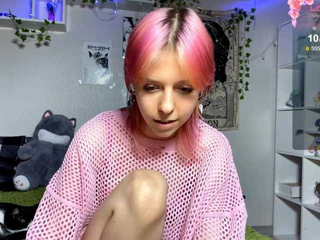 JustinaFoor's BongaCams show and profile