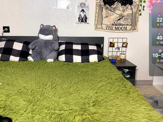 JustinaFoor's BongaCams show and profile