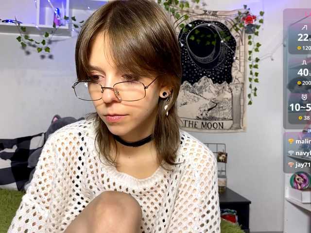JustinaFoor's BongaCams show and profile