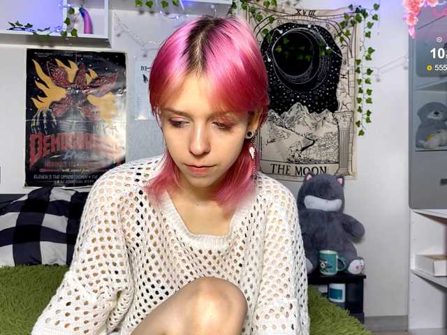 JustinaFoor's BongaCams show and profile